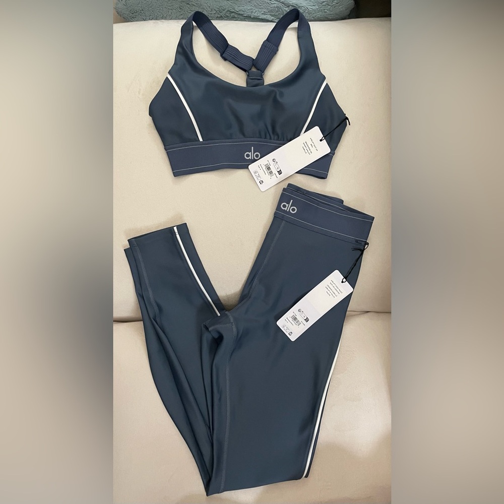 ALO Yoga SET NWT Bluestone White Airlift Suit Up Bra & Airlift Suit Up legging S - Picture 8 of 15